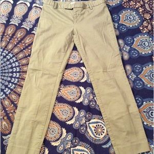 Sold🌟 GAP Cropped Khaki Skinny Ankle Pants  0R